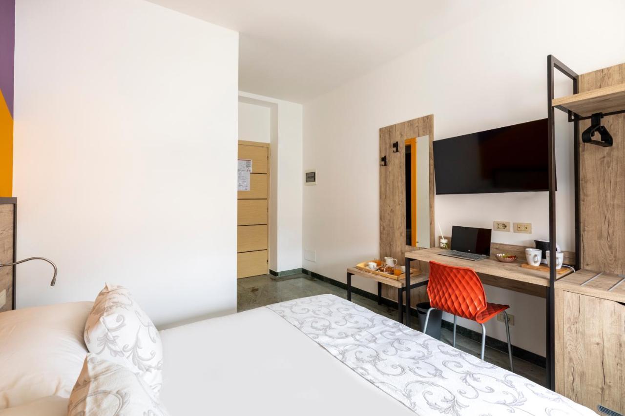 La Riviere Guesthouse Trastevere Rom Exteriör bild